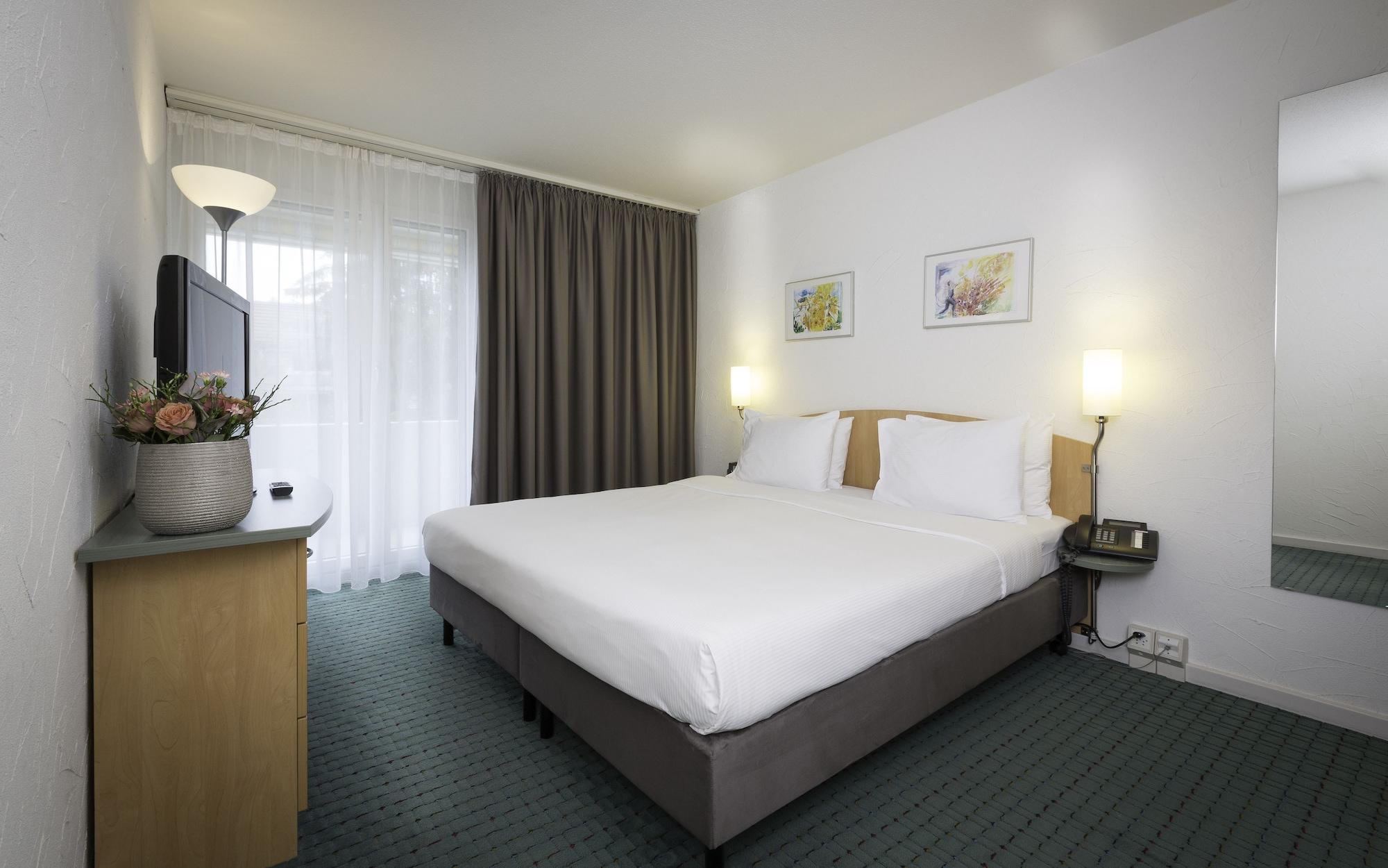 Zurich Airport Hotel 3*